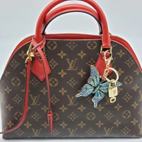Authentic Louis Vuitton Lock & Key with unbranded Bagcharm, Keycharm, Keychain - Picture 1 of 8